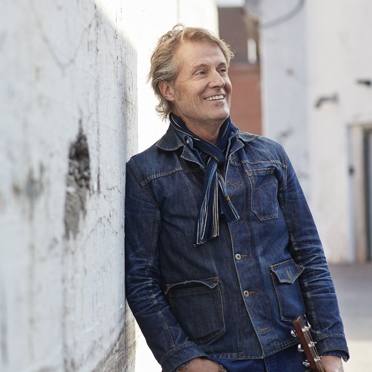Jim Cuddy2.jpg